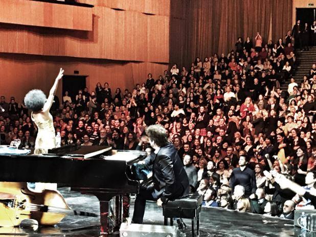 "We'd LOVE it if you vote for him" - Chris Botti supports Zaza Pachulia for NBA ALL-Star game geotv.ge